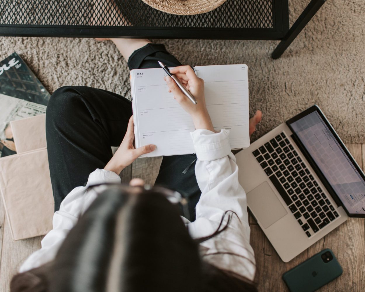 pexels-vlada-karpovich-4050302